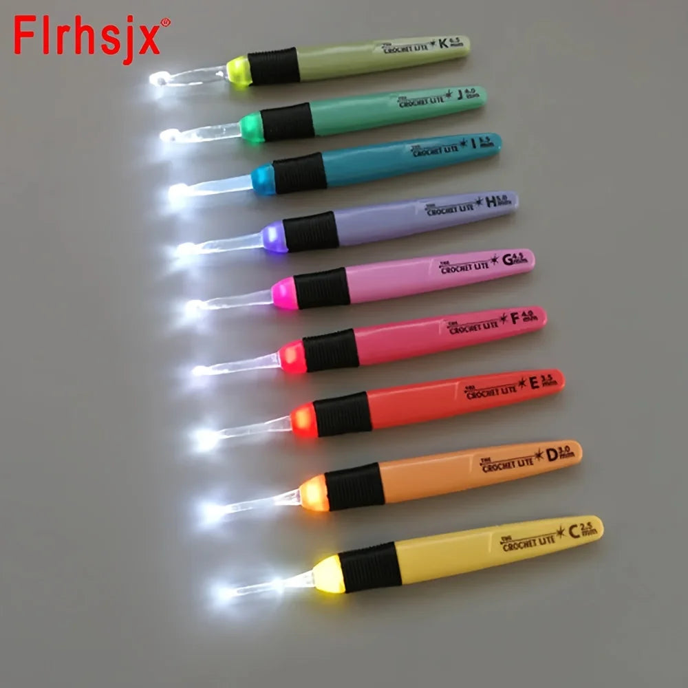 1Pc LED Light Crochet Hooks Knitting Needles Weaving Accessories Tools Crochet Hooks DIY Luminous Knitting Needle Tool
