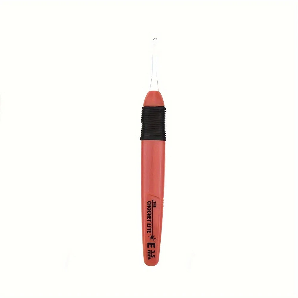 1Pc LED Light Crochet Hooks Knitting Needles Weaving Accessories Tools Crochet Hooks DIY Luminous Knitting Needle Tool
